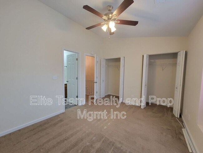 Building Photo - 3811 Mosscroft Ln