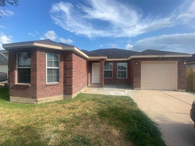 Primary Photo - 12702 Rio Bravo St