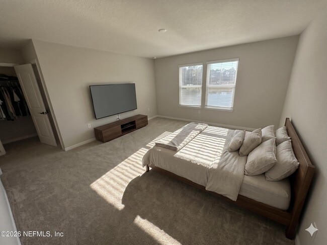 Building Photo - 217 Red Barn Rd