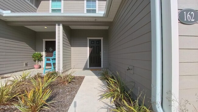 Building Photo - 162 BEACH PALM Ct