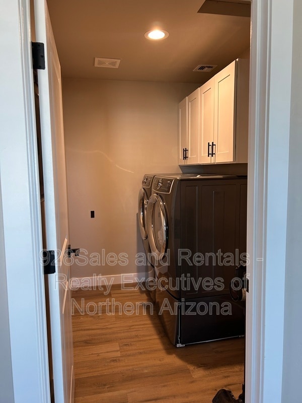 Building Photo - 12217 Bliss Ave