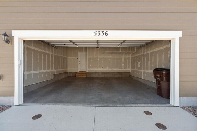 Building Photo - 5336 Wild Sage Grove