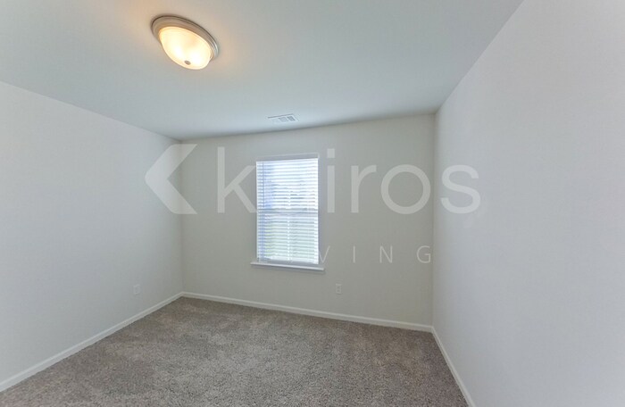 Building Photo - 132 Western Red Cedar Dr