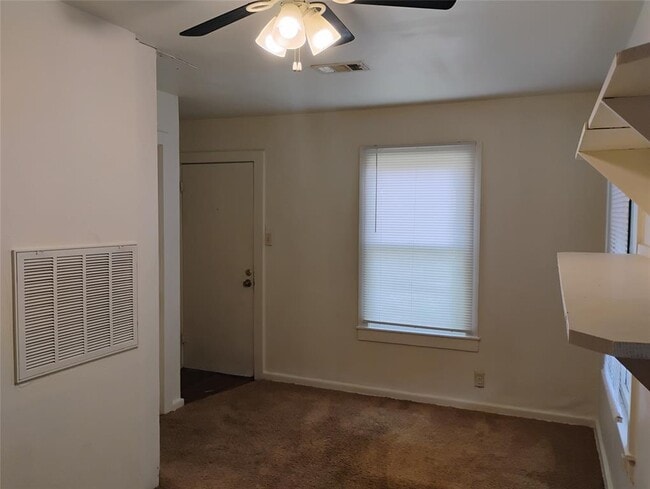 Building Photo - 545 Lindsey St