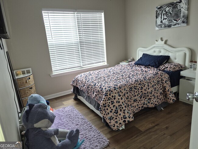 Building Photo - 418 Summer Hill Cir