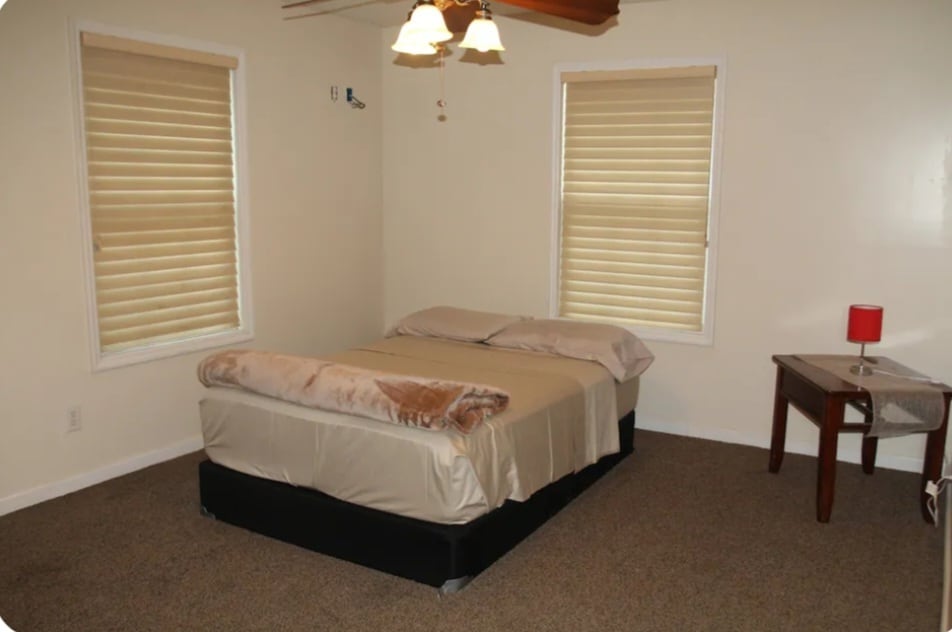 Building Photo - 189 Newport Rd