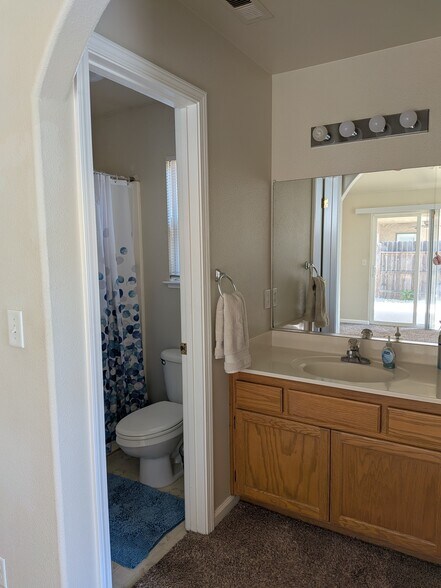 Building Photo - 3055 Snowbird Dr