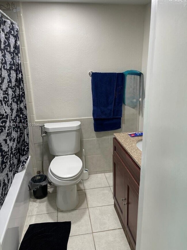 Building Photo - 505 NW 72nd Ave