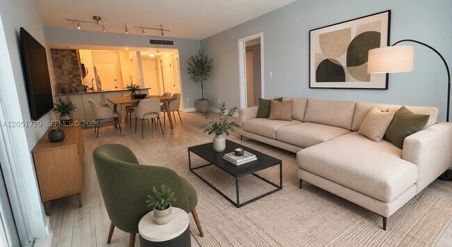 Building Photo - 2899 Collins Ave