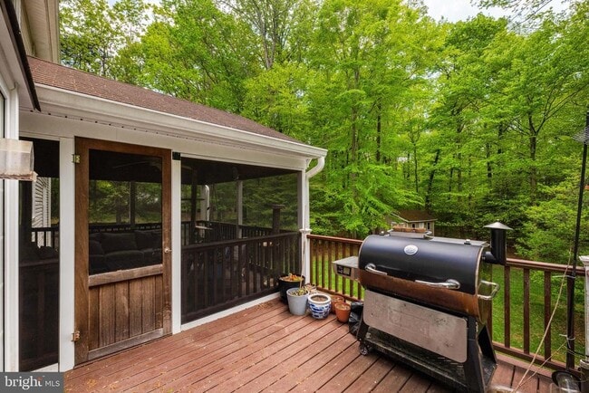 Building Photo - 7362 Clifton Rd