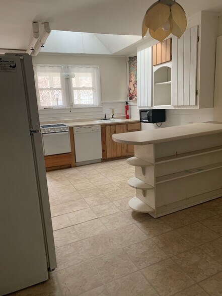 Building Photo - 5576 NY-23