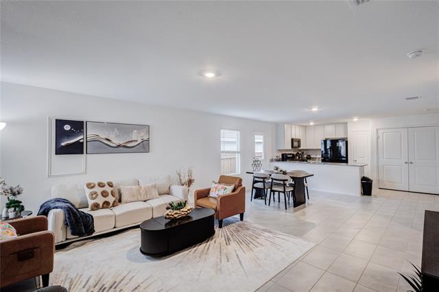 Building Photo - 3505 Flicker Ln