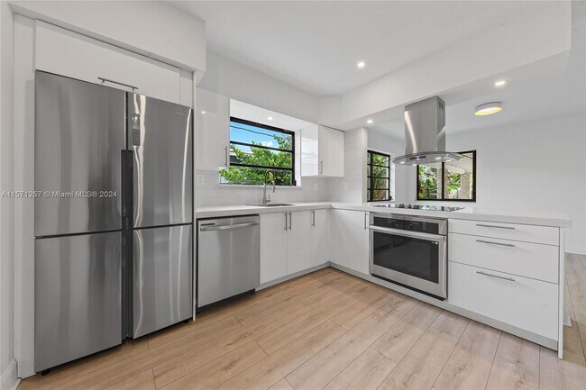 Building Photo - 7525 Adventure Ave