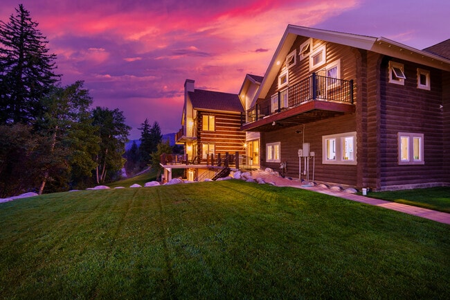 Building Photo - 35021 US-6