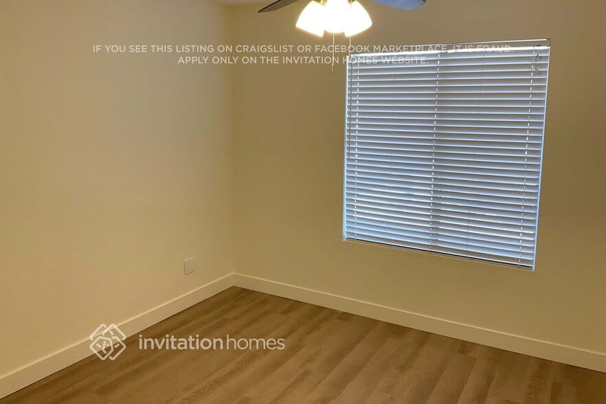 Building Photo - 2053 W Rockwell Dr