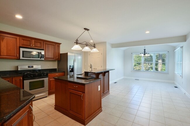 Building Photo - 66 Tucker Ln