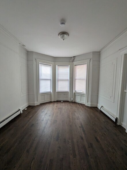 Building Photo - 133 Boyd Ave