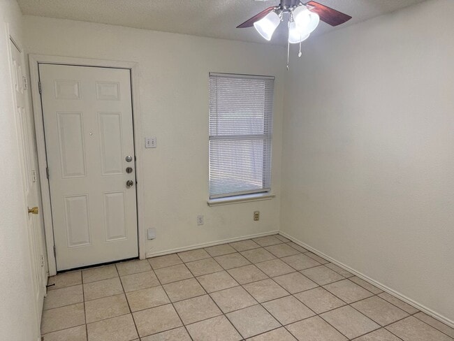 Building Photo - Cute Single Story 3 Bedroom in Keller ISD