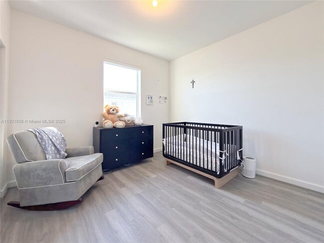 Building Photo - 2636 SE 13th Ct