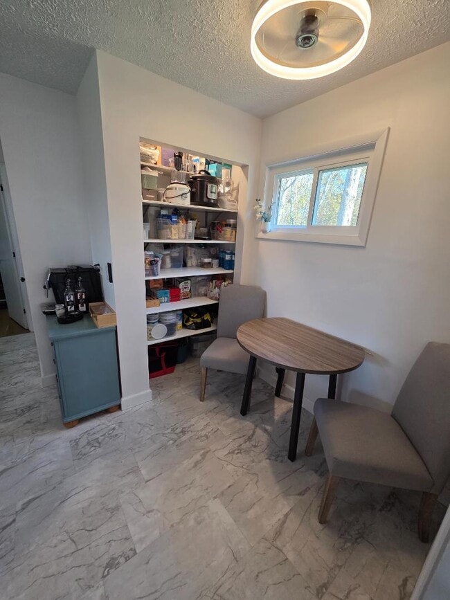 Building Photo - 100 9th Ave