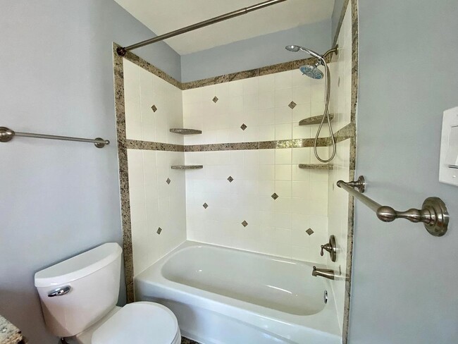 Building Photo - 12284 Wye Oak Commons Cir