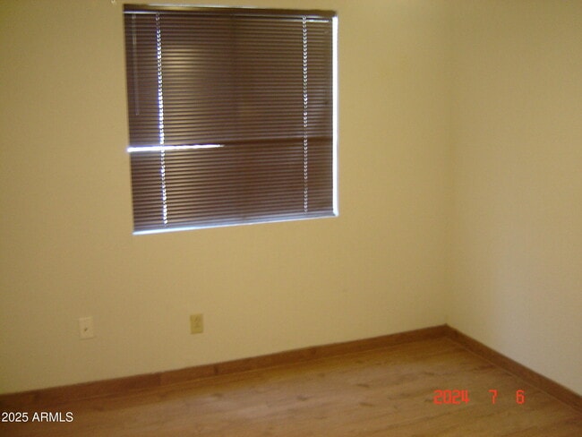 Building Photo - 455 N Tegner St