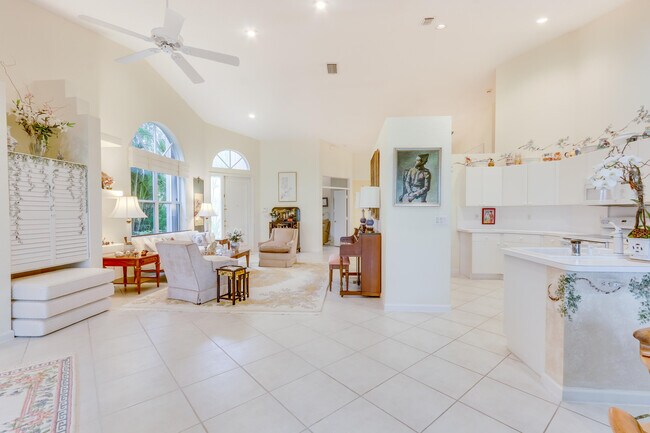 Building Photo - 4702 Carlton Golf Dr