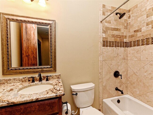 Building Photo - 26505 Masters Pkwy