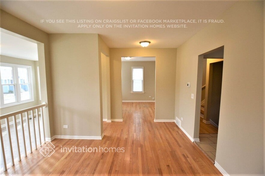 Building Photo - 1021 Marengo Ave