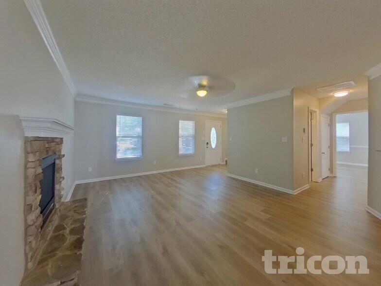 Building Photo - 929 Corvus Ct