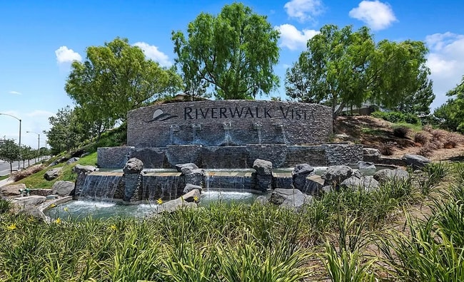 Building Photo - 10960 Knoxville Way