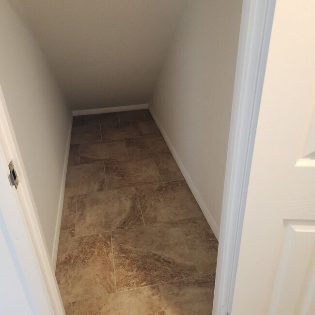 Building Photo - Clairemont Home Just remodeled 3 bed 3 bat...