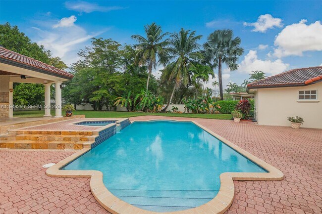 Building Photo - 10261 SW 58th St