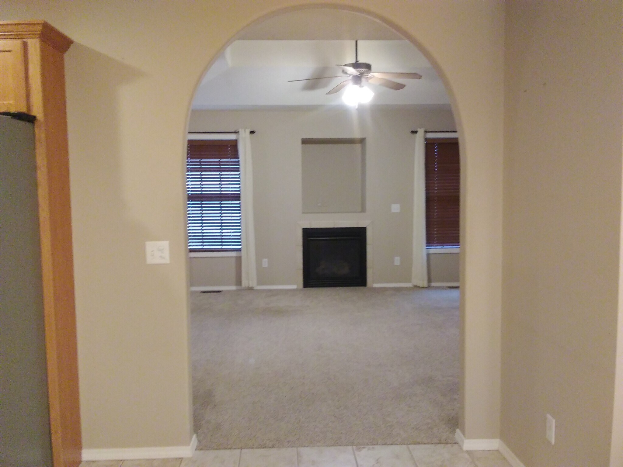 Livingroom (from kitchen-dining) - 3013 N Fremont Ave
