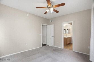 Building Photo - 2401 E Rio Salado Pkwy