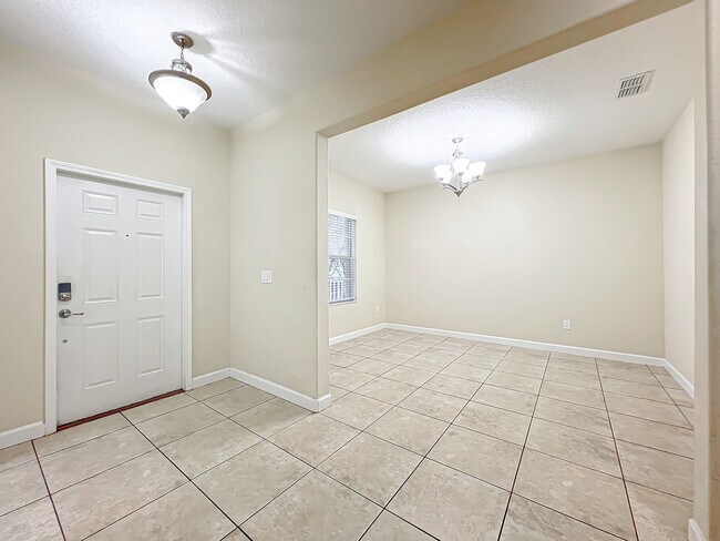 Building Photo - 15147 Driftwood Bend St