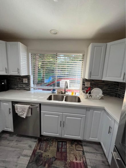 Building Photo - 2112 164th Ave NE