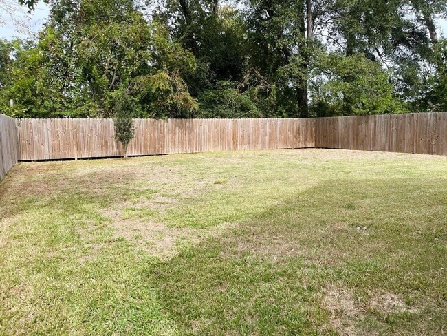 Building Photo - 8005 Talton St