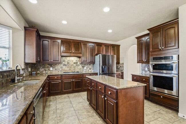 Building Photo - 4519 Countrymeadows Dr