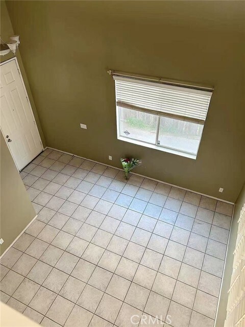 Building Photo - 15865 Flamingo Dr