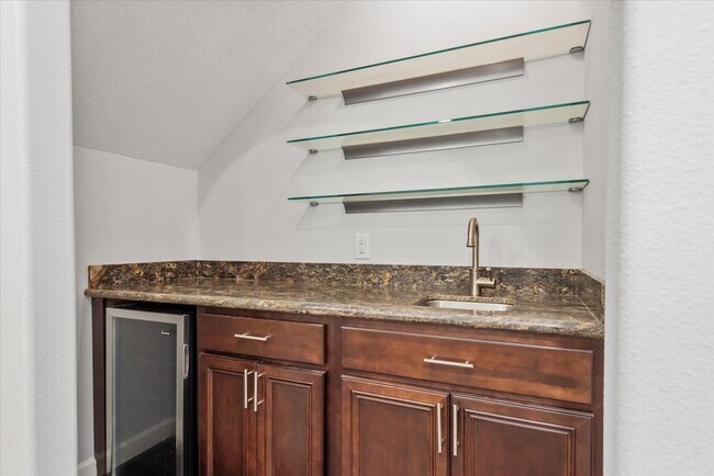 Building Photo - 4217 Eigel St