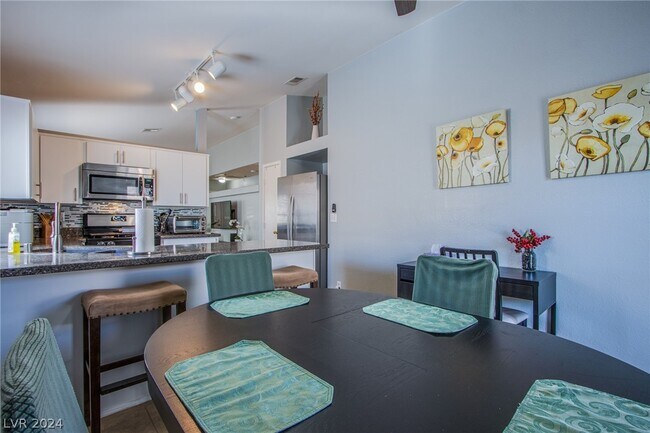 Building Photo - 9340 Copper Villa Ct