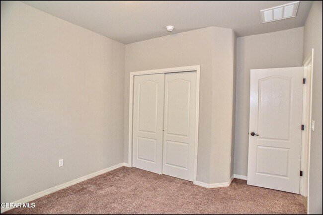 Building Photo - 2120 Thomas Lackland St