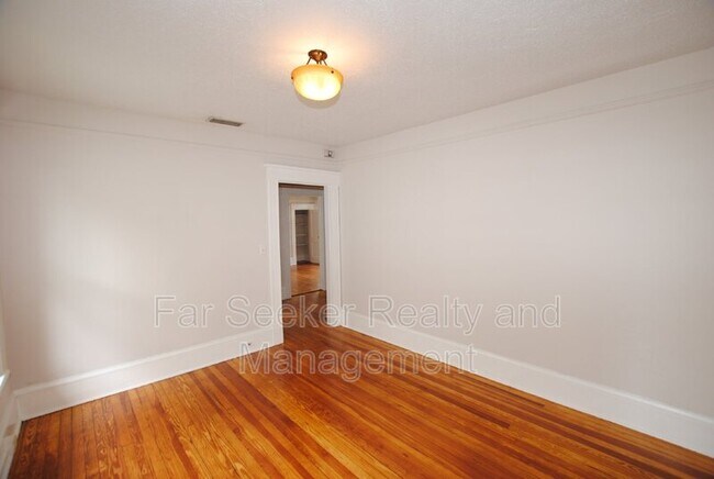 Building Photo - 1525 Osceola St