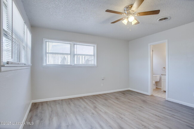 Building Photo - 4208 49th St