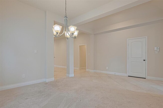 Building Photo - 10623 Davlee Ln