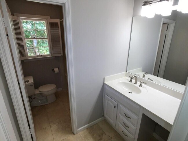 Building Photo - 4297 Blackland Way