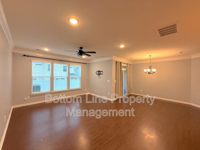 Building Photo - 13450 Savannah Point Dr