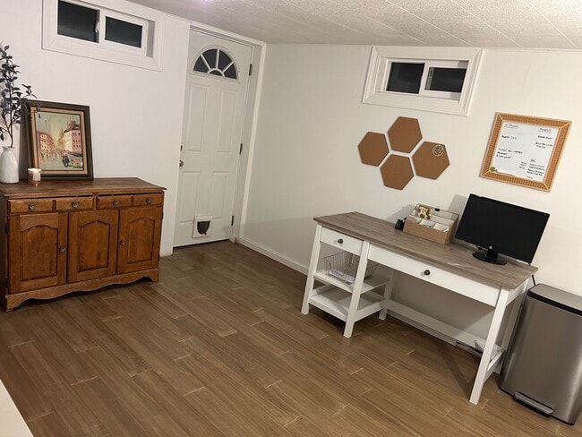 Building Photo - Madison