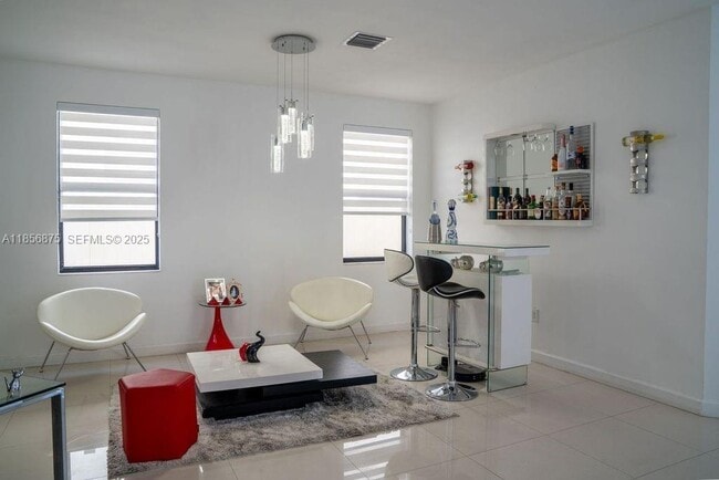 Building Photo - 3521 W 86th Terrace